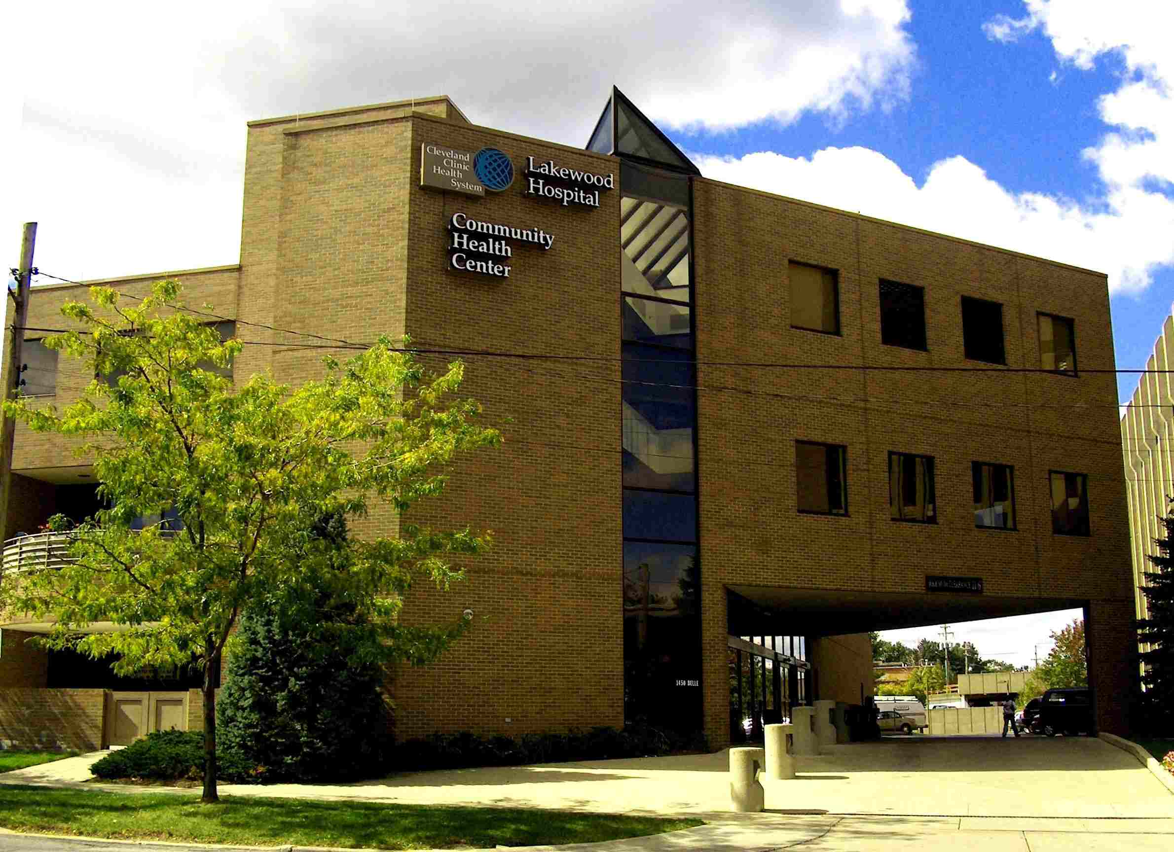 comctrbldg.jpg